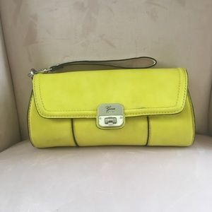 Small lemon guess bag.
